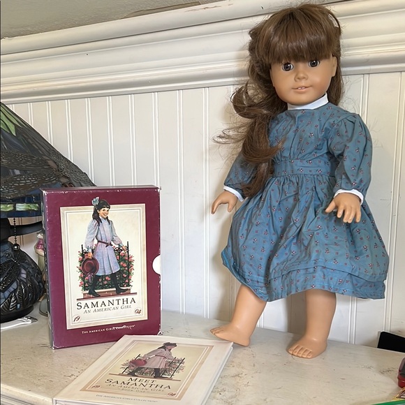 Pleasant Company American Girl Samantha Doll with book set